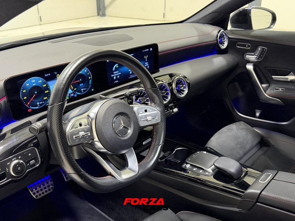 Mercedes-Benz CLA-klasse 250 e Premium Plus AMG | PANO | BTW, Auto's, CLA, Gebruikt, 4 cilinders, 16 kWh