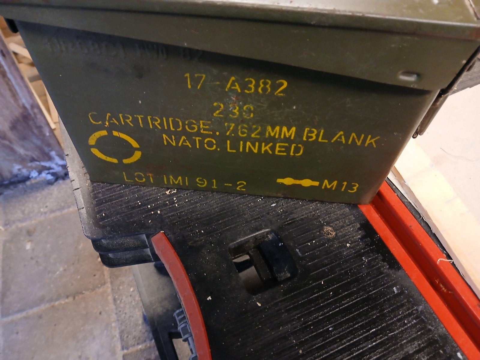 Munitie  kistje, Ophalen of Verzenden, Landmacht, Nederland, Kist of Geocache