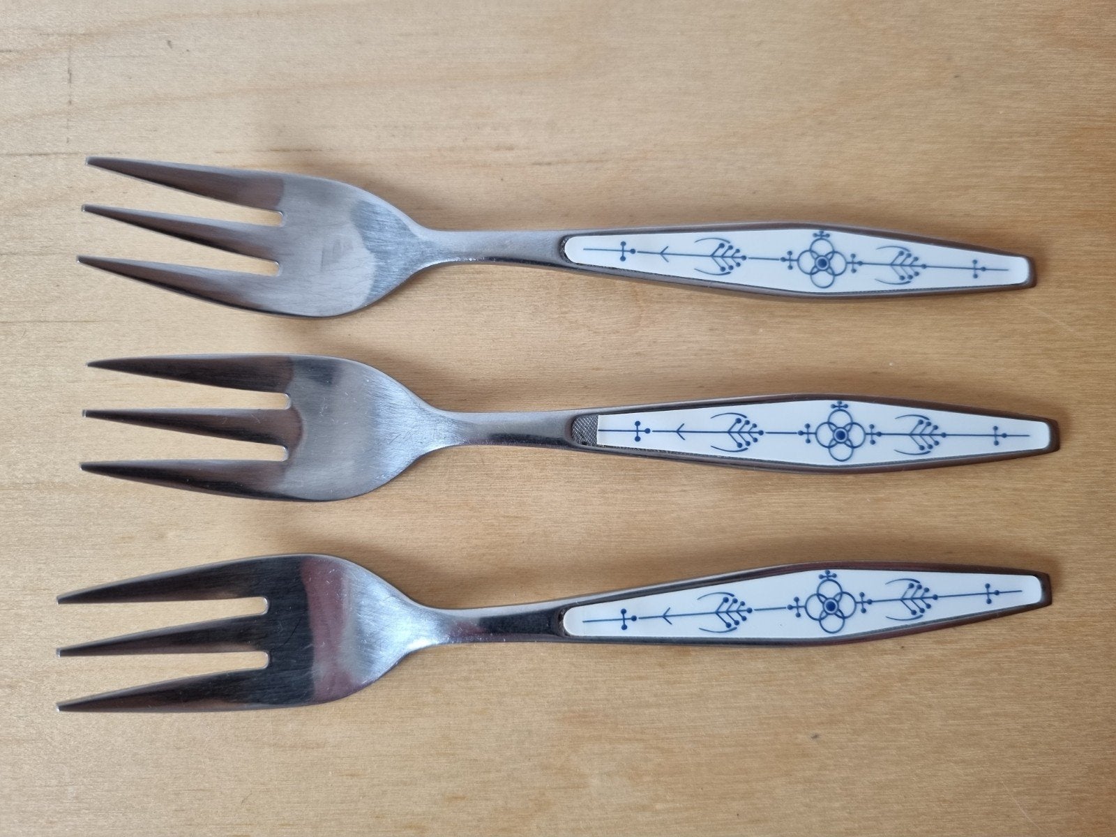 gebaksvorkjes, 3 stuks, Huis en Inrichting, Keuken | Bestek, Gebruikt, Gebaksvork, Los bestek, Ophalen of Verzenden
