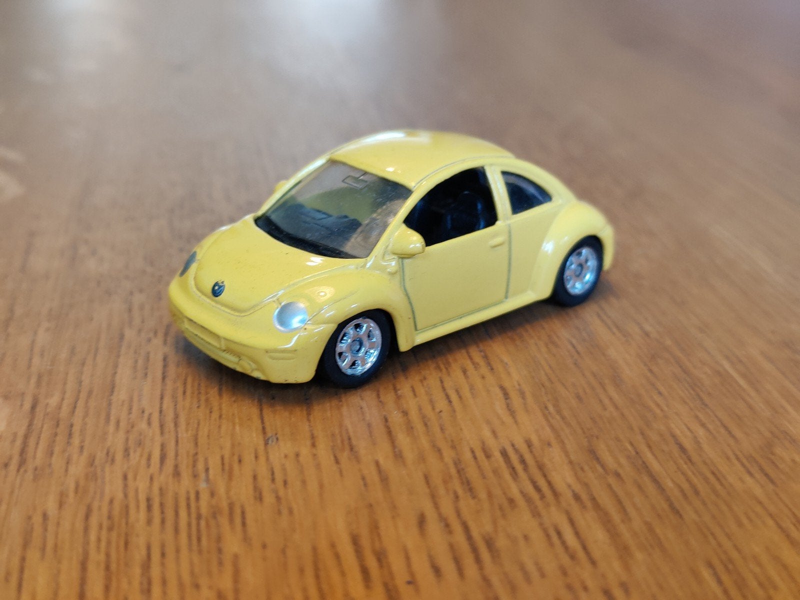Welly VW New Beetle GEEL, Ophalen of Verzenden, Zo goed als nieuw, Auto