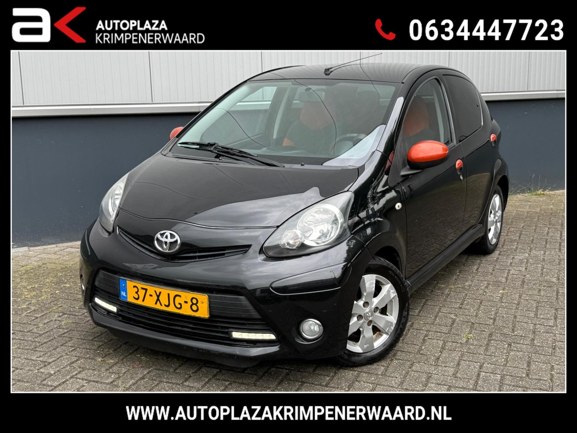 Toyota Aygo 1.0 VVT-i Dynamic Orange Automaat Airco 5d Nieuw, Euro 5, Stof, Gebruikt, 4 stoelen
