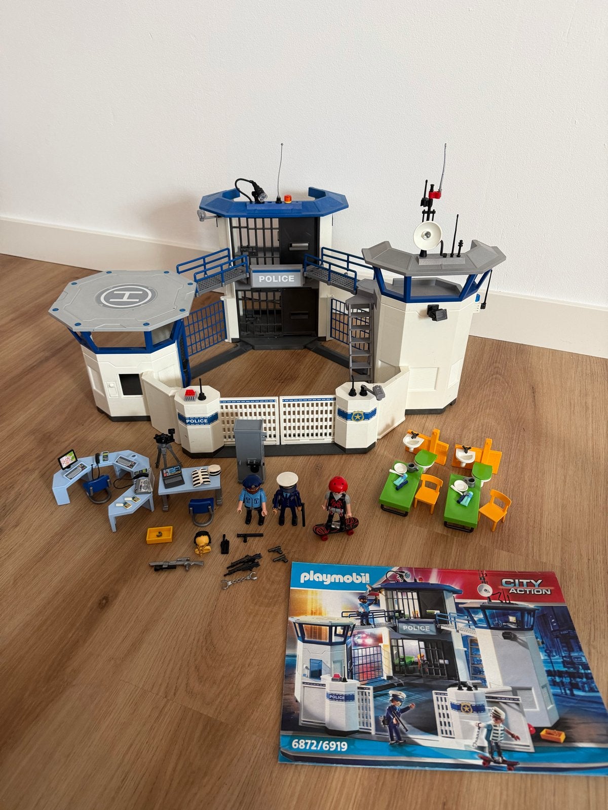 Playmobil Politiebureau met Gevangenis (6872/6919), Gebruikt, Gebouw, Complete set, Ophalen of Verzenden
