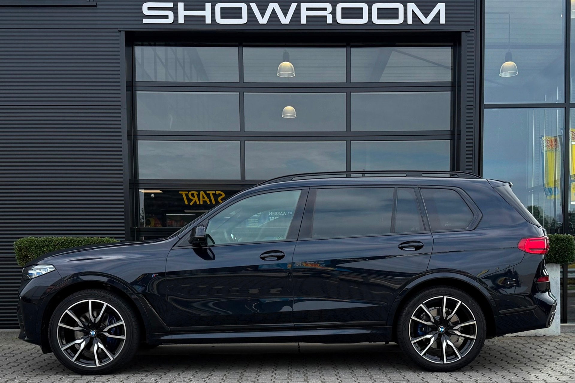 BMW X7 XDrive40i 6p. Adaptive Cruise, Ventilatie, H&K Audio,, Auto's, Dealer onderhouden, Gebruikt, Euro 6, Adaptive Cruise Control