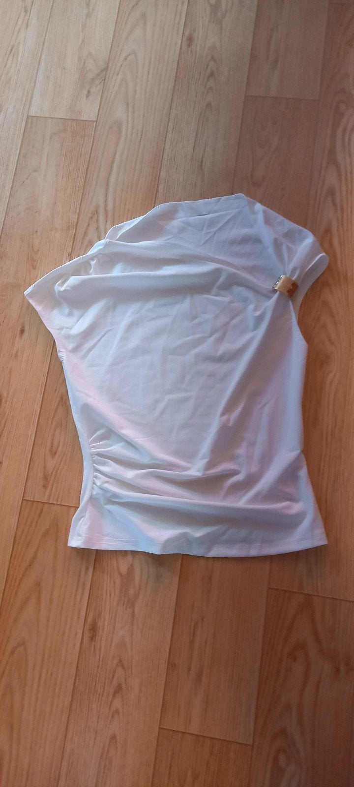 Shein witte top met korte mouwen en plooien, Maat 38/40 (M), Wit, Nieuw, Ophalen of Verzenden
