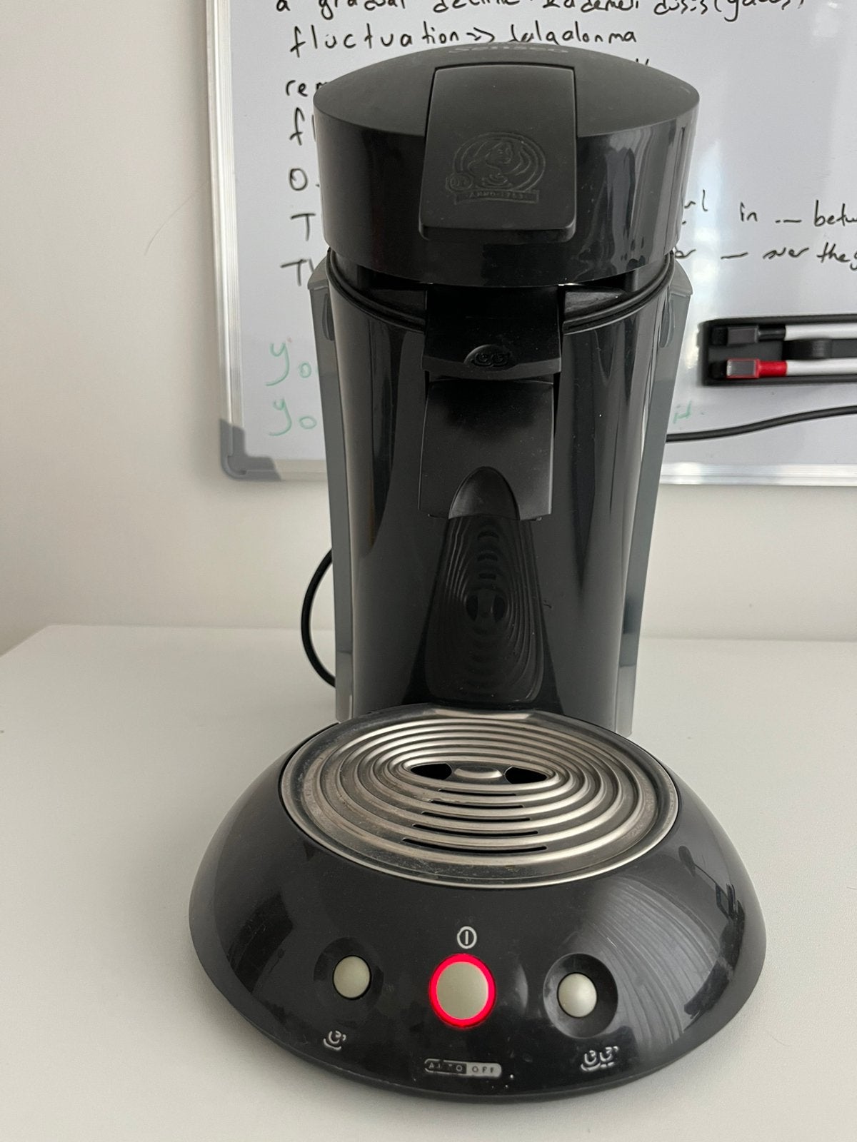 Philips Senseo koffiemachine + gratis koffiepads, Ophalen, Gebruikt, Koffiemachine, 4 tot 10 kopjes