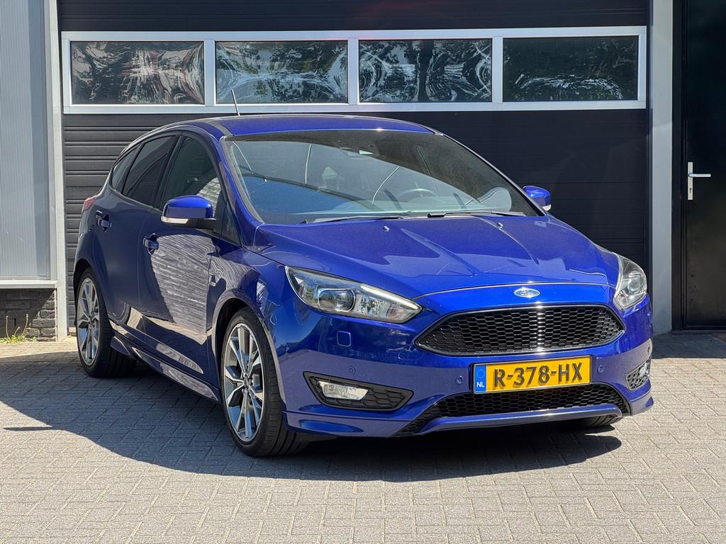 Ford Focus Wagon 1.0 ST Line Navi, Camera, Climate, Cruise,, Gebruikt, Euro 6, Blauw, Lichtsensor