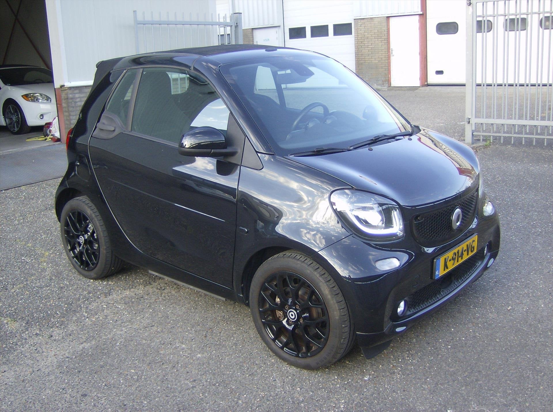 SMART Fortwo Cabrio Electric 75pk Electric Drive EQ SOH 95 %, Auto's, Smart, Automaat, Gebruikt, Zwart, Cabriolet