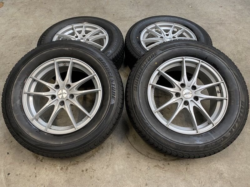 17 inch velgen + winterbanden Nissan X trail 235 65 17, Auto-onderdelen, Gebruikt, -, -, Banden en Velgen