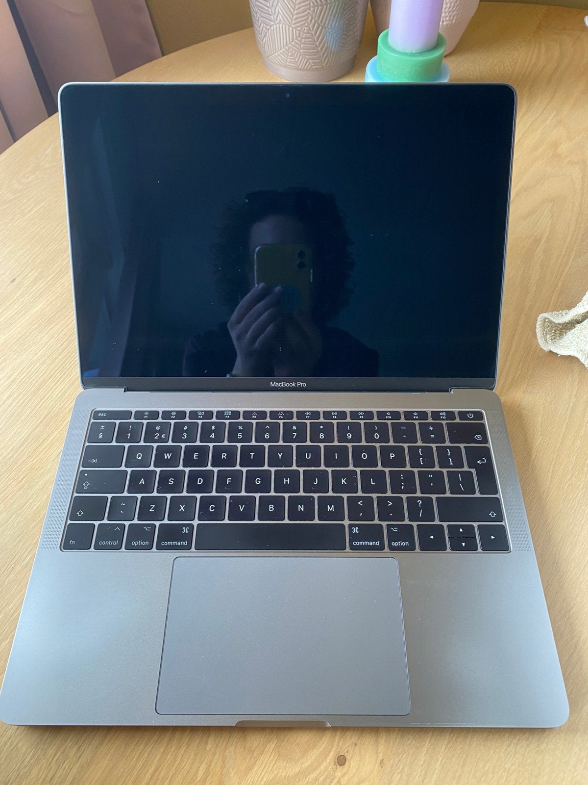 MacBook Pro 13 DEFECT– zonder SSD, voor onderdelen/reparatie, MacBook Pro, 2 tot 3 Ghz, 8 GB, 13 inch