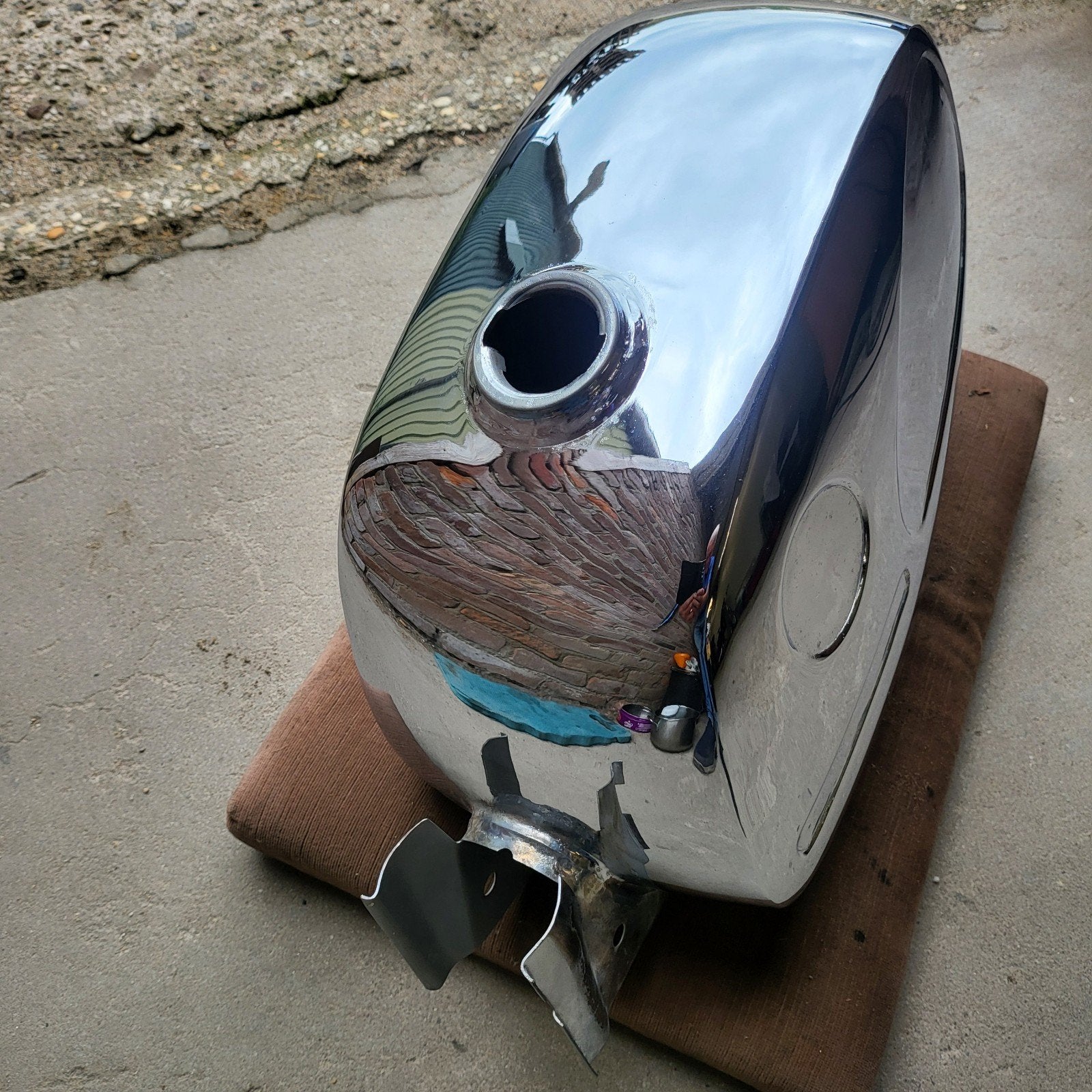 Glanzende chroom benzinetank voor motorfiets, Ophalen of Verzenden, Tank