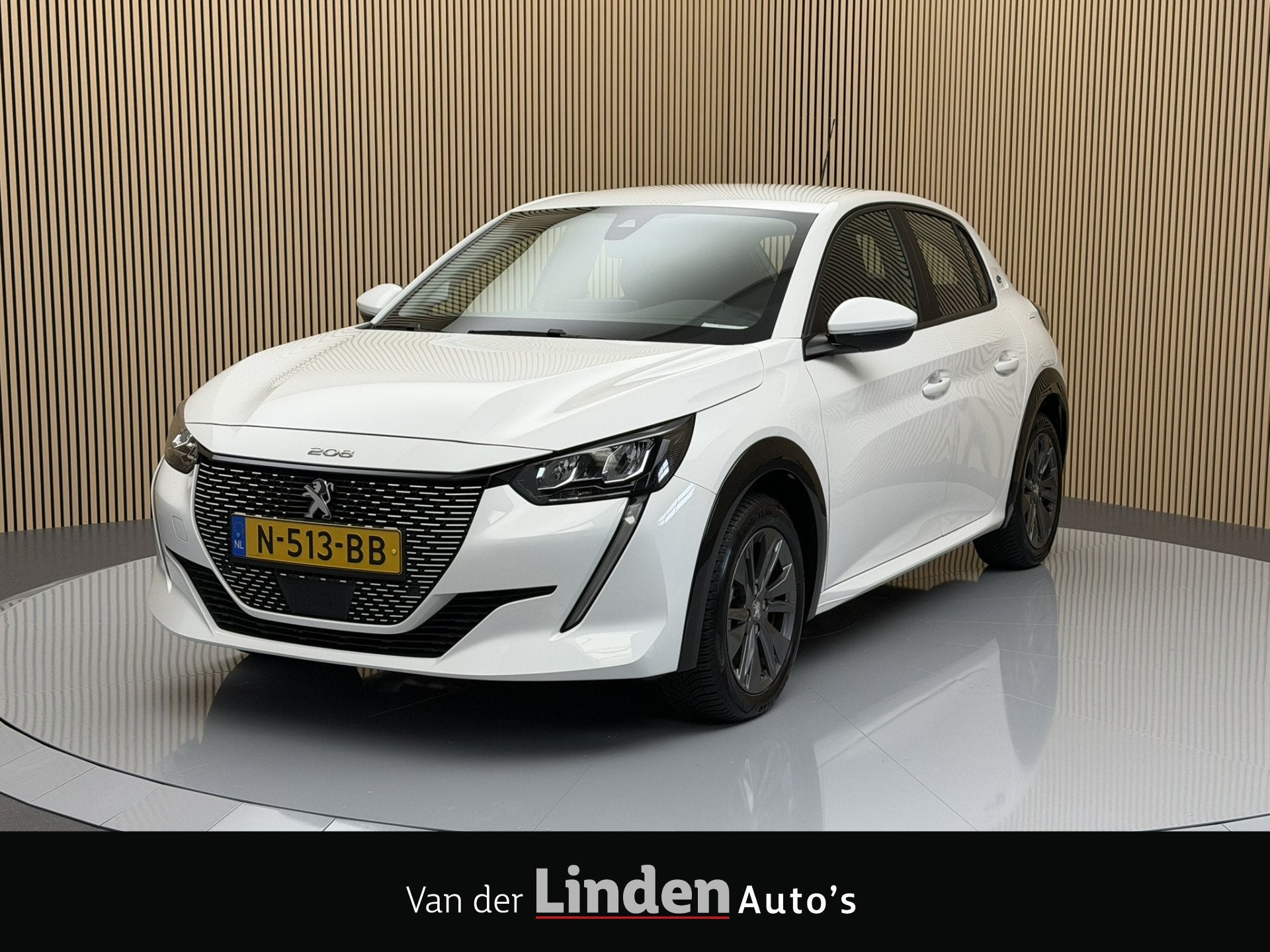 Peugeot e-208 EV Blue Lease Active 50 kWh 3-Fase SOH 92,3% |, Dealer onderhouden, Gebruikt, Zwart, 24 min