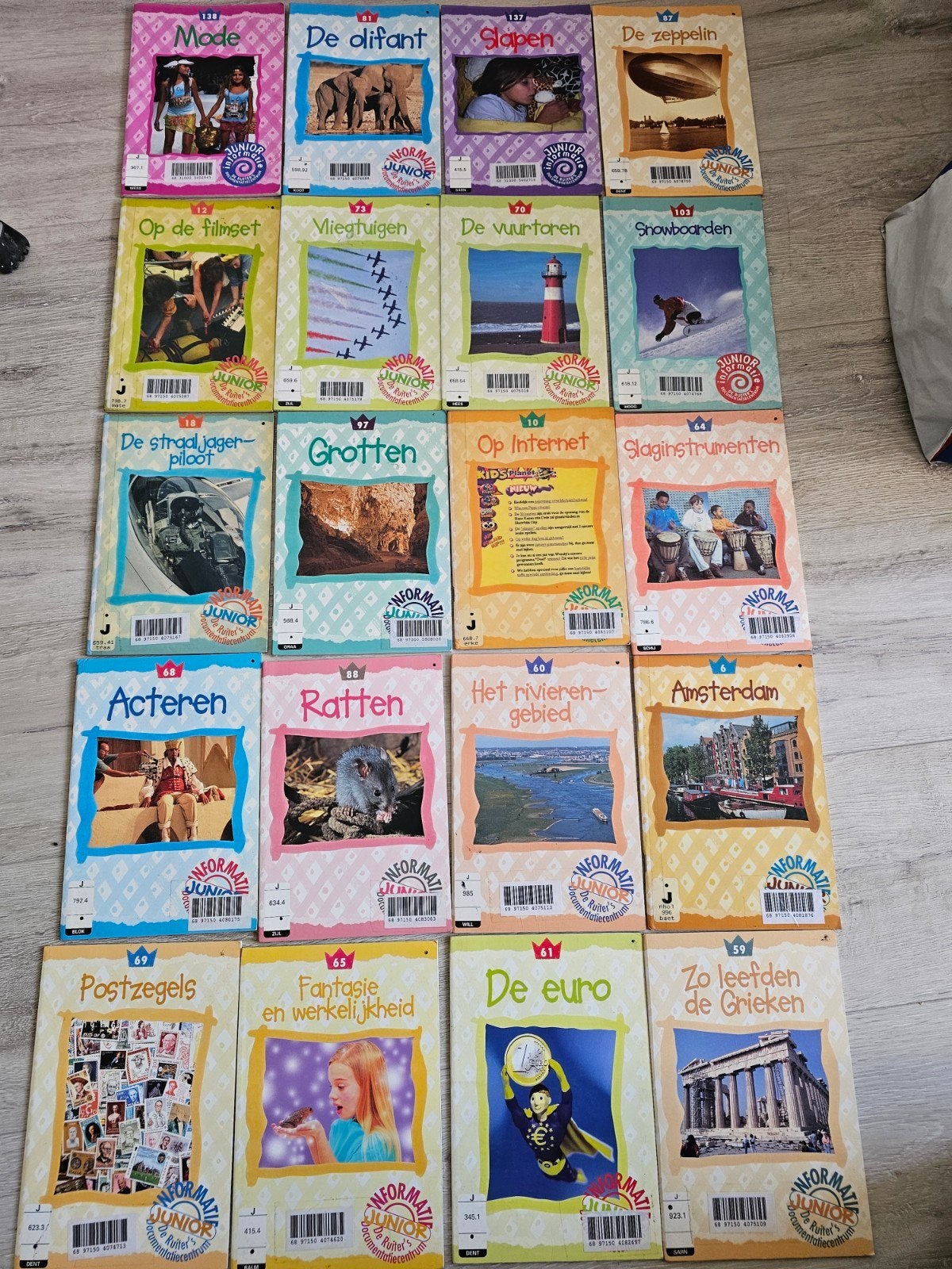 20x leerboekjes, Ophalen of Verzenden, Fictie algemeen