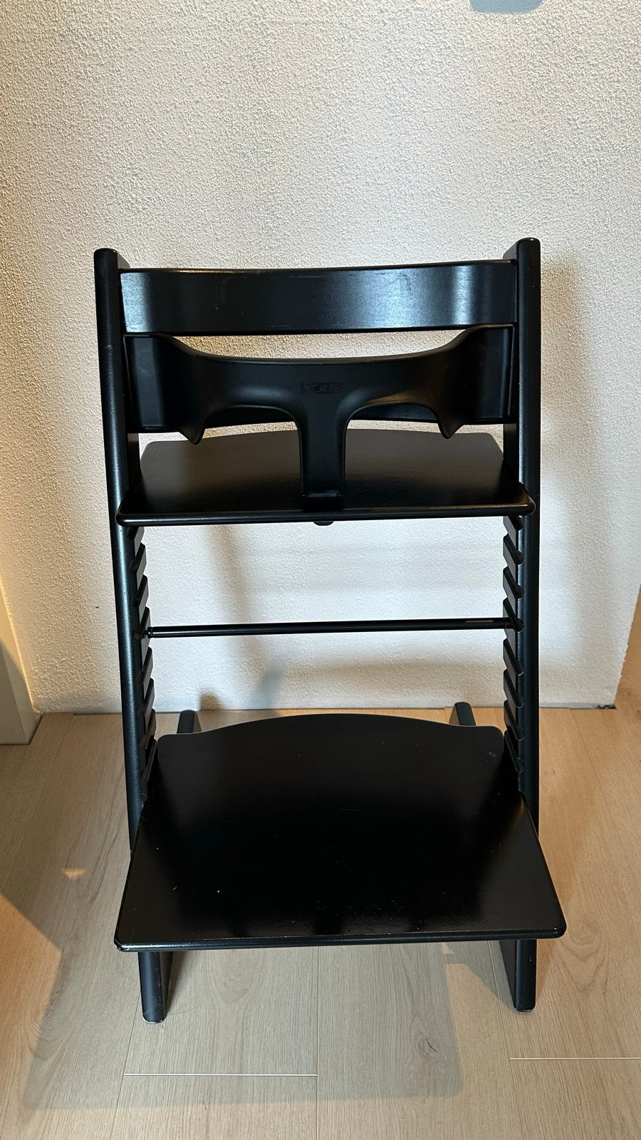 Stokke Tripp Trapp Kinderstoel - Hout, Zwart, Verstelbaar, Ophalen, Gebruikt, Meegroeistoel, Aanschuifbaar