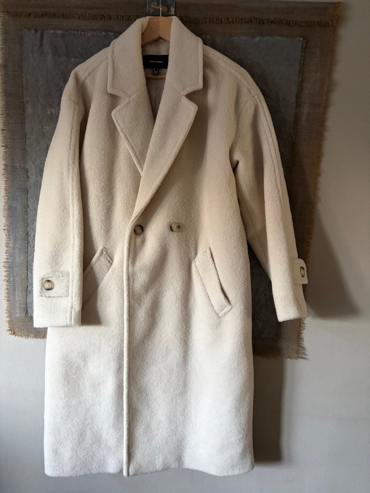 Stijlvolle Crèmekleurige Lange Jas - Maat L, Ophalen of Verzenden, Zo goed als nieuw, Maat 52/54 (L), Beige