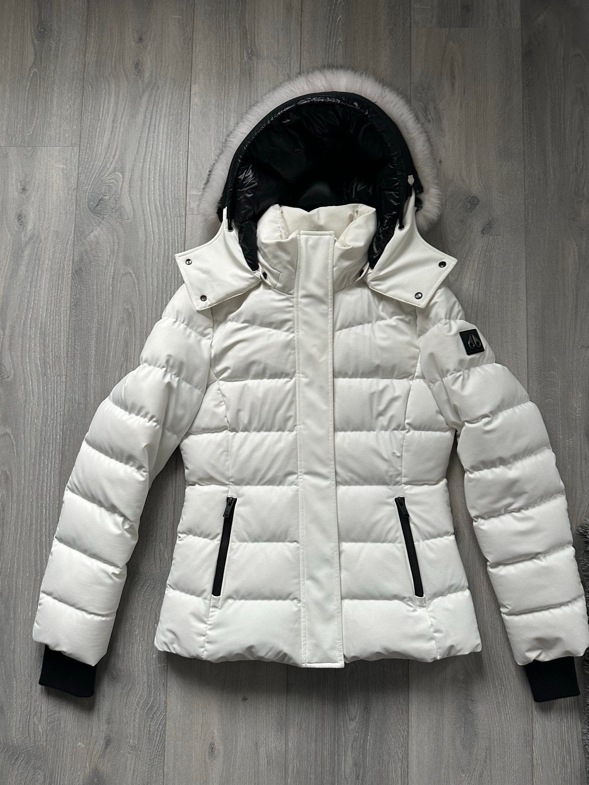Moose Knuckles Damesjas Maat M - Wit met Bontkraag, Ophalen of Verzenden, Zo goed als nieuw, Maat 38/40 (M), Wit