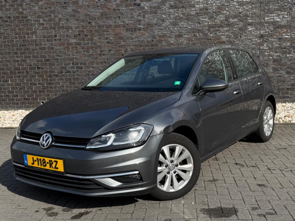 Volkswagen Golf 1.6 TDI 2017 Grijs | ACC | Carplay | Digital, Auto's, Voorwielaandrijving, Stof, 4 cilinders, Golf