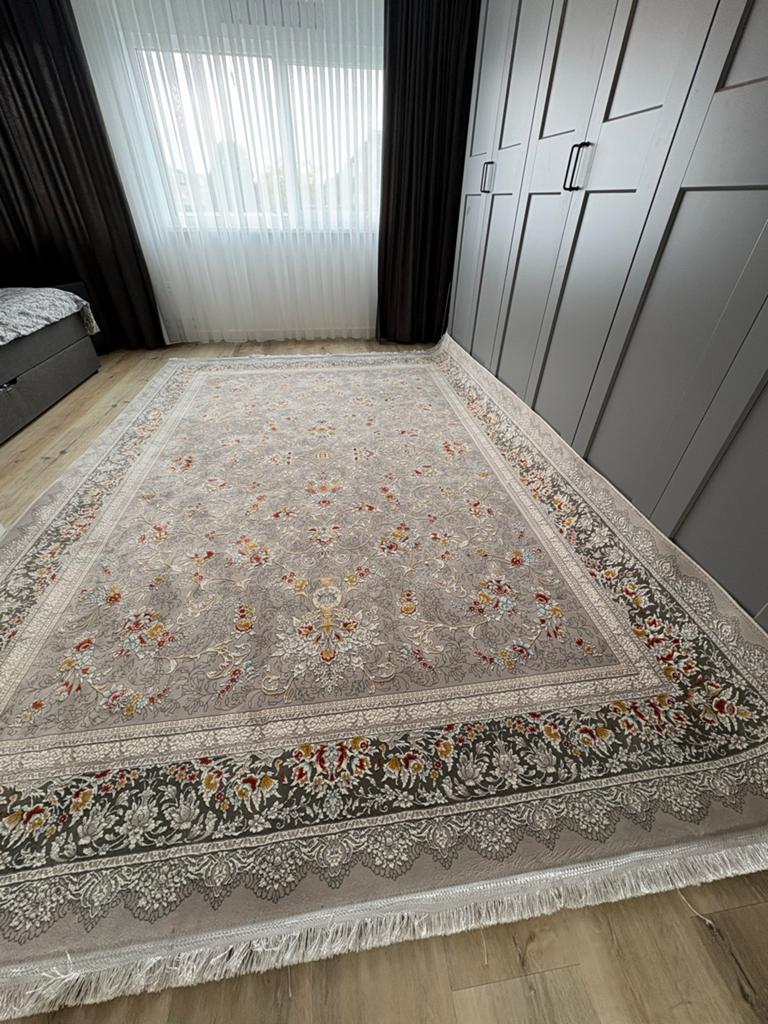 Prachtig Perzisch tapijt - Zo goed als nieuw, Huis en Inrichting, Stoffering | Tapijten en Kleden, 150 tot 200 cm, 200 cm of meer