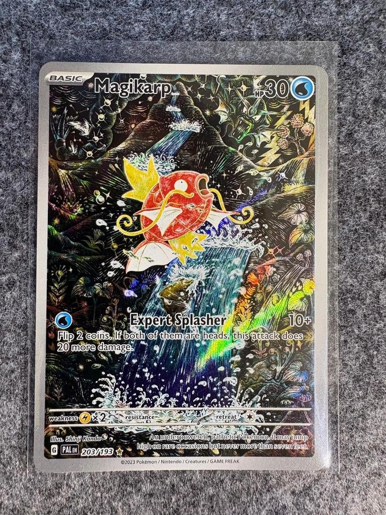 Magikarp 203/193 Paldea Evolved Pokémon Kaart, Hobby en Vrije tijd, Ophalen of Verzenden, Nieuw, Losse kaart, Foil