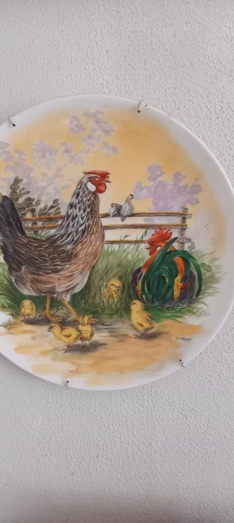 2x Bone China crown Stafford wandborden H. Arndt. kip haan, Antiek en Kunst, Ophalen of Verzenden
