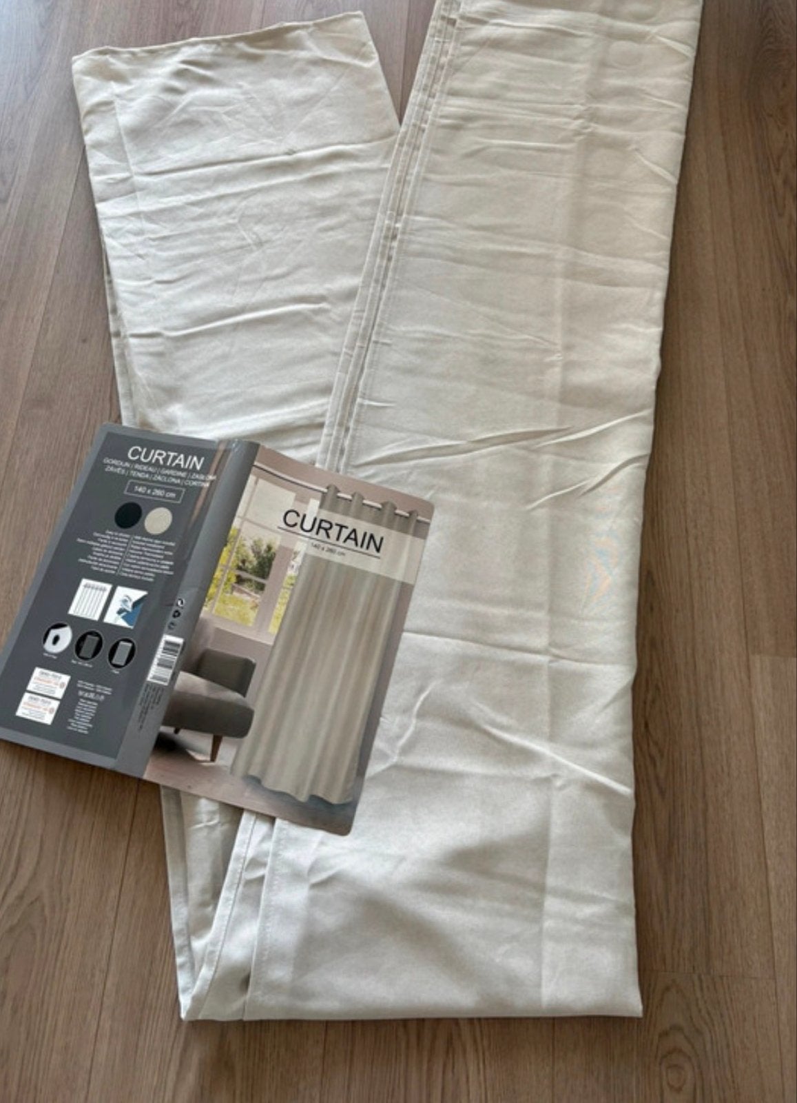 Lichtdoorlatende gordijnen 140x260cm, Ophalen, Beige, Gordijn, Met ringen