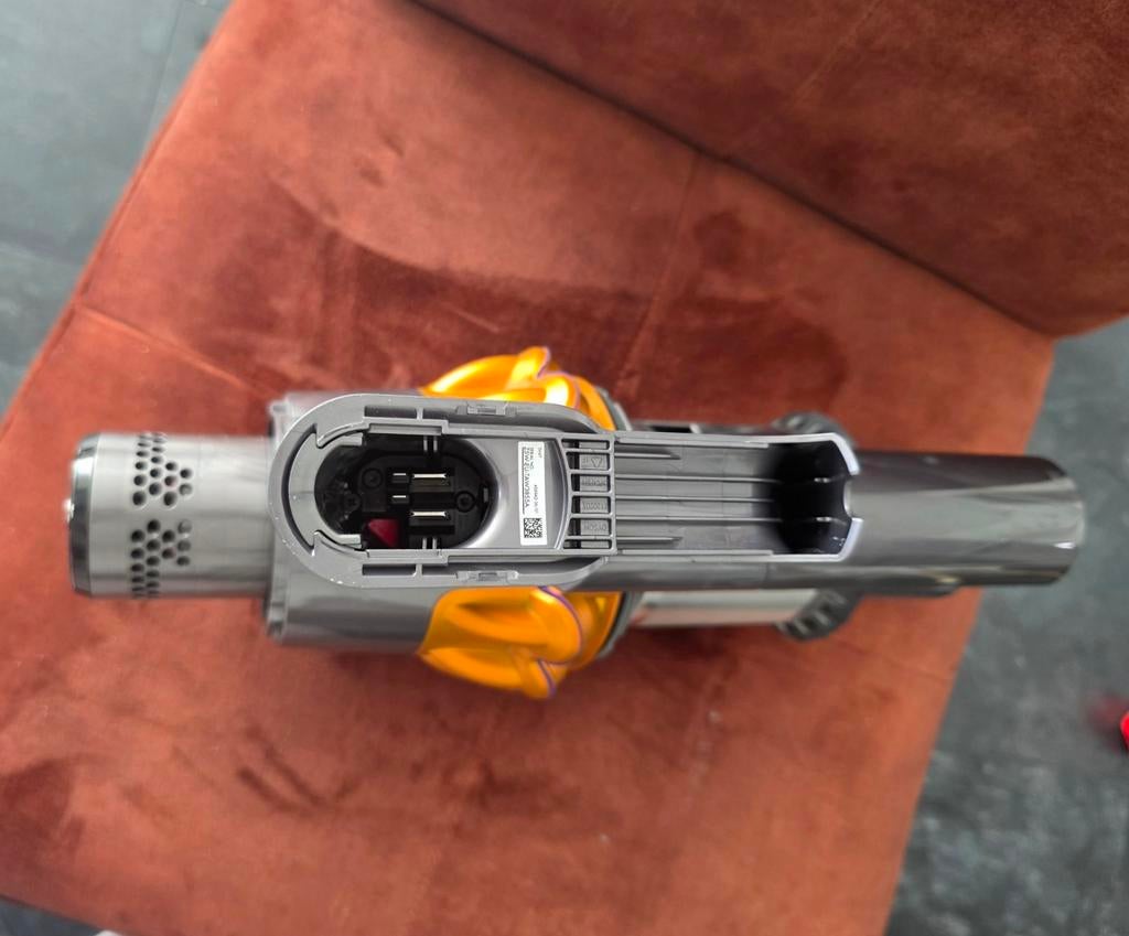 Dyson V15 Hoofdgedeelte met technisch mankent, Witgoed en Apparatuur, Stofzuigers, Ophalen, Gebruikt, Reservoir