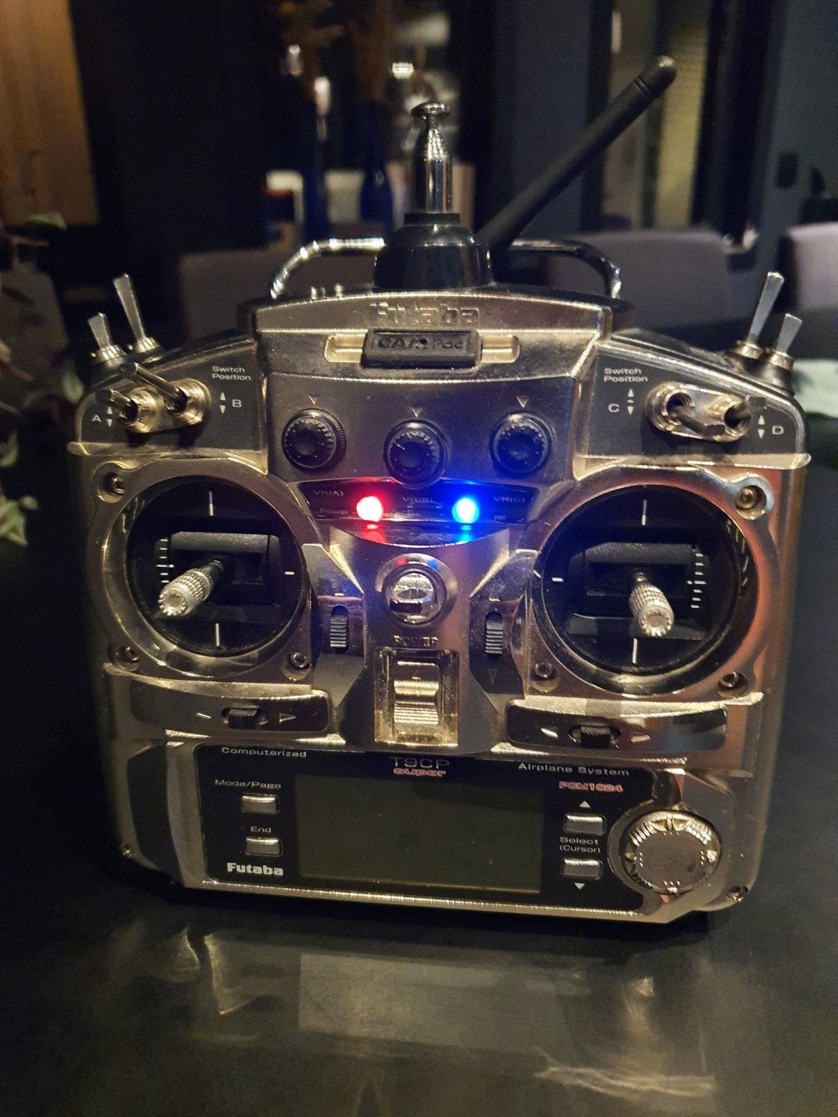 Futaba zender T9CP Super 2.4 Mhz met ontvangers, Ophalen, Gebruikt