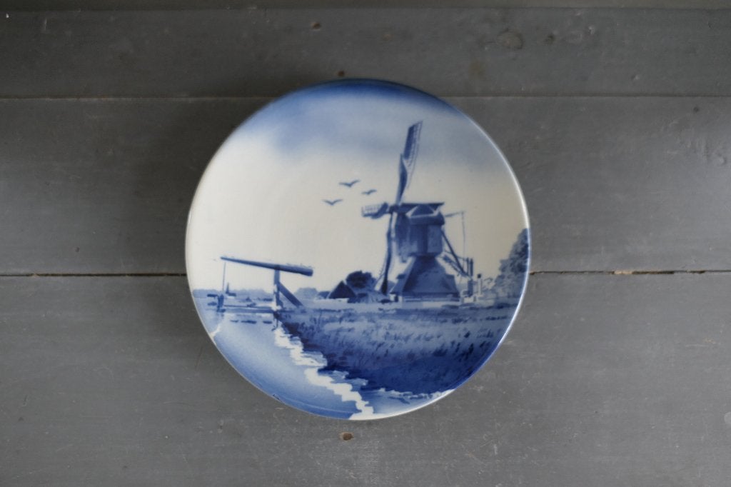 Antiek wandbord landschap molen, diameter 24 cm., Antiek en Kunst, Verzenden