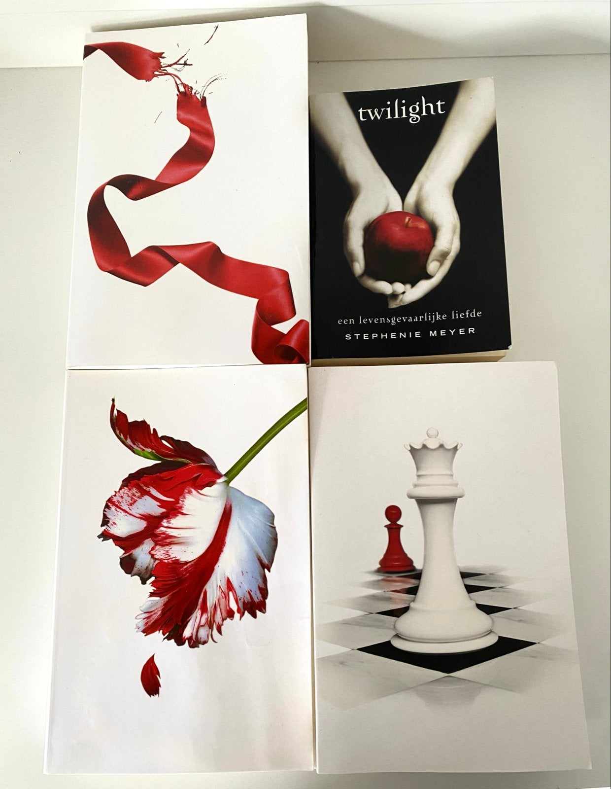 Twilight Saga Boekenreeks - Stephenie Meyer (4 delen), Boeken, Ophalen of Verzenden, Gelezen, Nederland