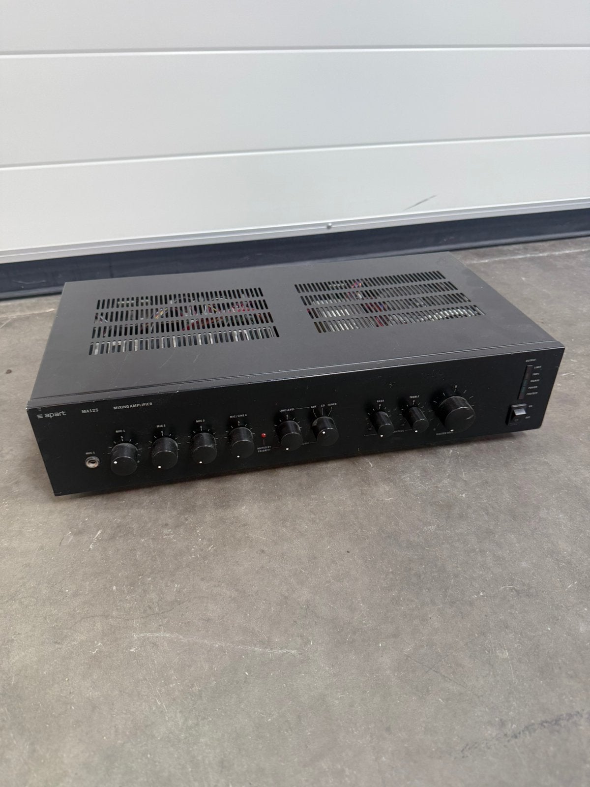 Apart MA125 mixing amplifier, Volume, Gebruikt, Apart, Apart