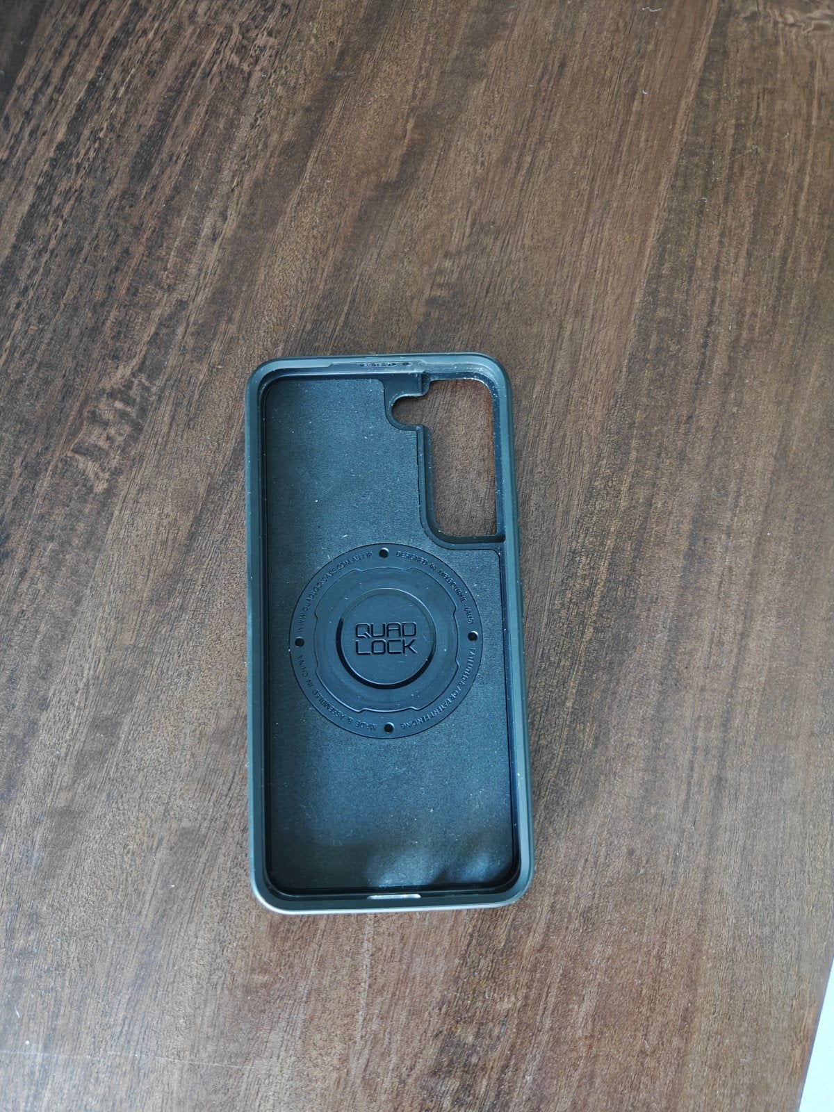 Foto 3 van Quad Lock Mag Case voor Samsung Galaxy S22