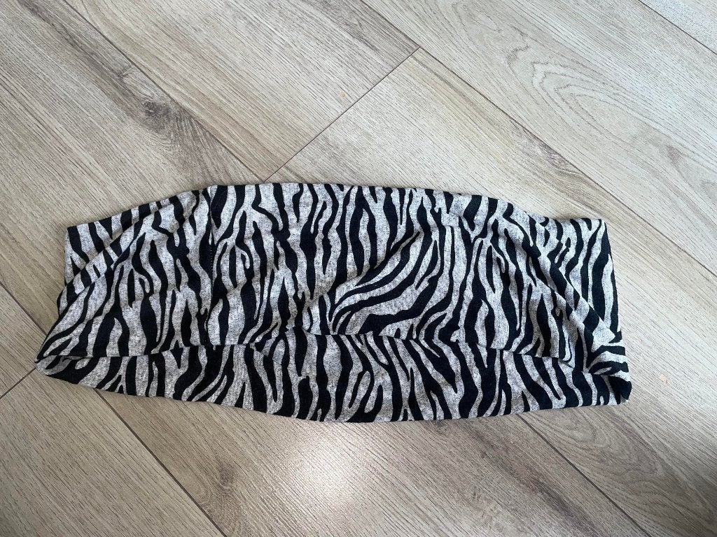 Shawl sjaal tijgerprint grijs zwart, Verzenden, Zo goed als nieuw, Maat 46/48 (XL) of groter, Sjaal