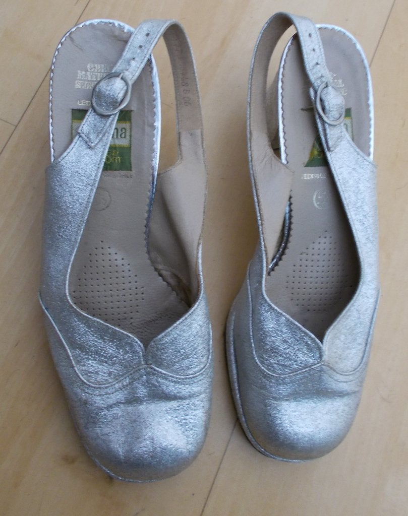 Echte vintage zilveren aparte schoenen met lage hak! 39, Schoenen met lage hakken, Overige kleuren, Verzenden, Zo goed als nieuw
