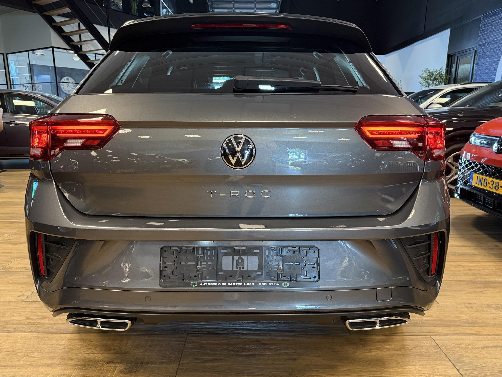 Volkswagen T-Roc 1.5 TSI R-Line DSG |Ergo bestuurderstoel|St, Auto's, Volkswagen, 1258 kg, Euro 6, 4 cilinders, 150 pk