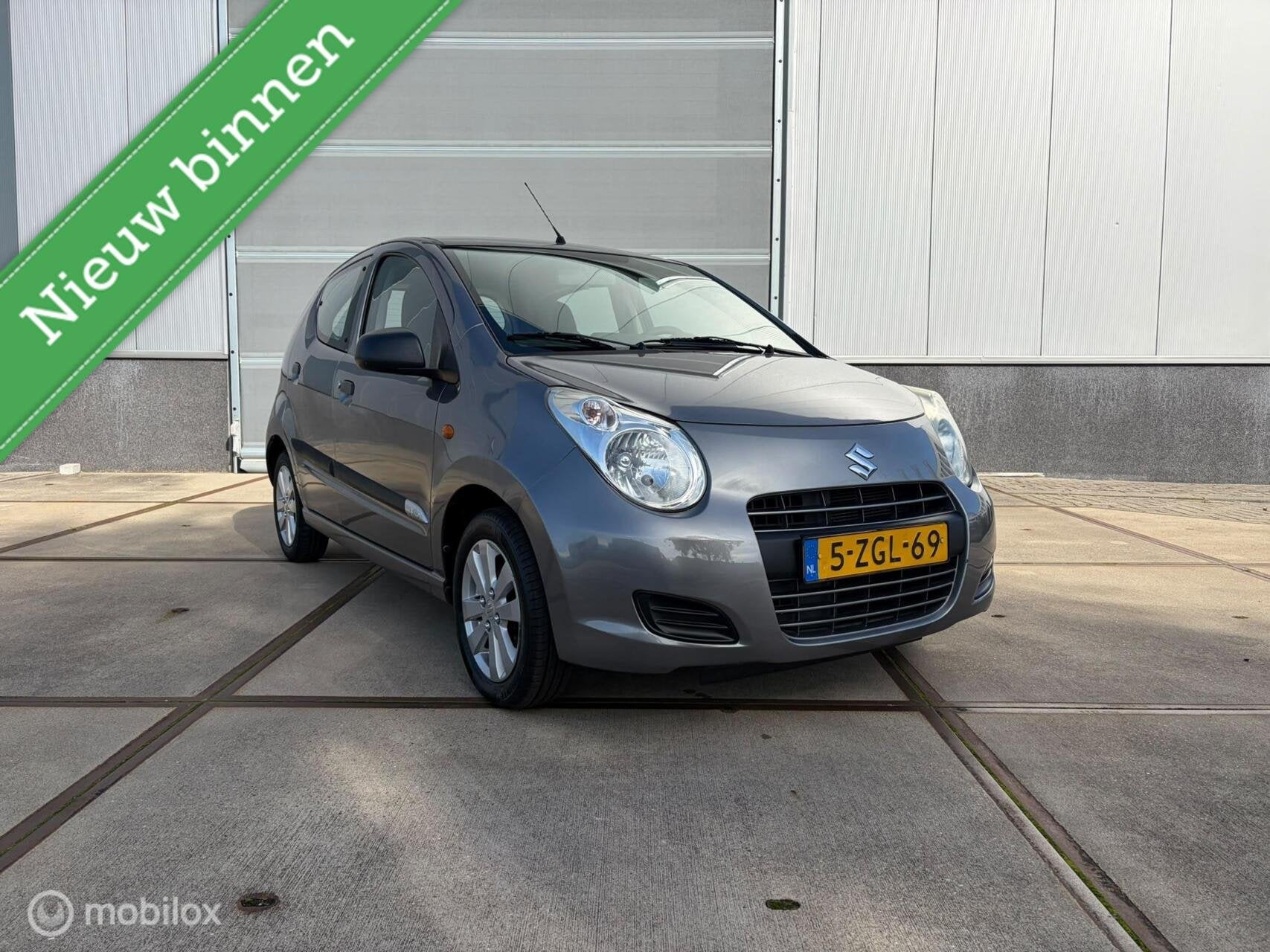 Suzuki Alto 1.0 Celebration EASSS, Auto's, Voorwielaandrijving, Euro 5, Gebruikt, 200 kg