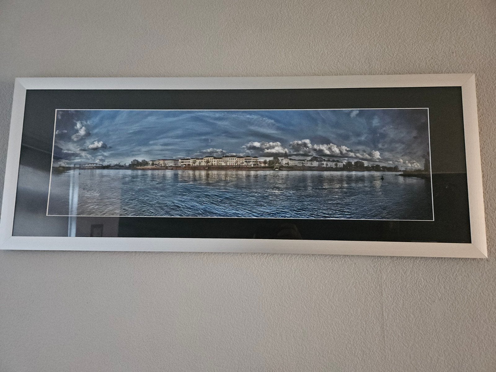 Skyline Zutphen panorama foto - 106x40 cm ingelijst, Antiek en Kunst, Kunst | Tekeningen en Foto's, Ophalen, Foto, Fotografie