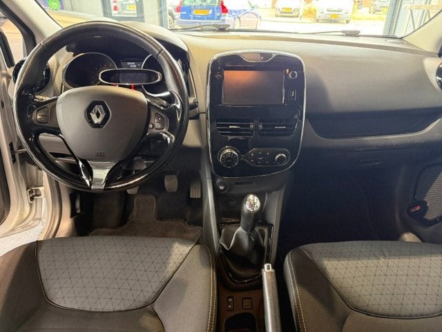 Renault Clio Verkocht!, Auto's, Renault, Voorwielaandrijving, 540 kg, Handgeschakeld, 90 pk
