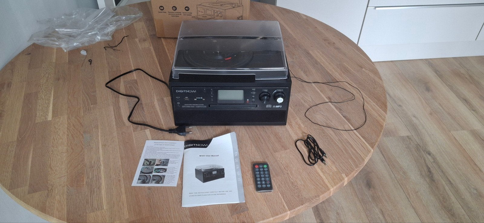 Digitnow! Platenspeler met CD, Cassette, Radio, USB, SD, Overige merken, Ophalen of Verzenden, Zo goed als nieuw, USB-aansluiting