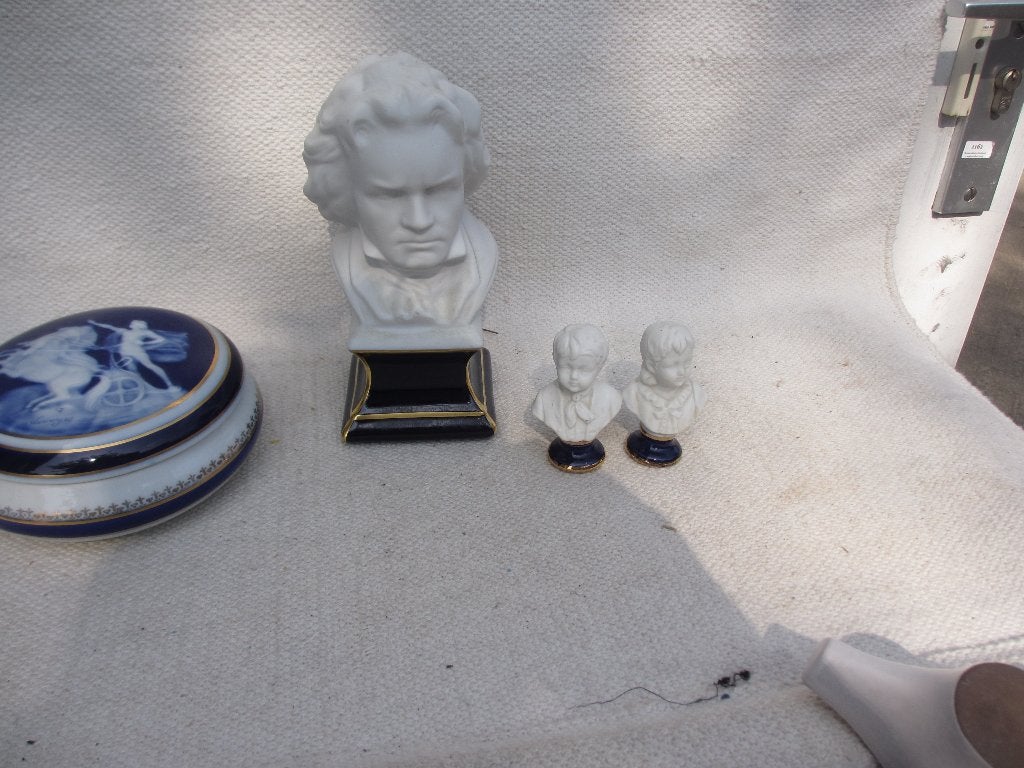 Limoges Apollo's Chariot schaaltje en Beethoven en beeldjes, Ophalen of Verzenden
