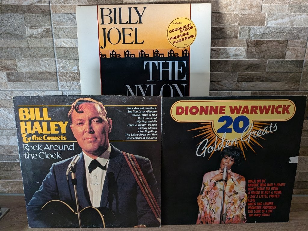 Te Koop 110 LP'S uit 70/80/90 + 50 singles ALLES IN ÉÉN KOOP