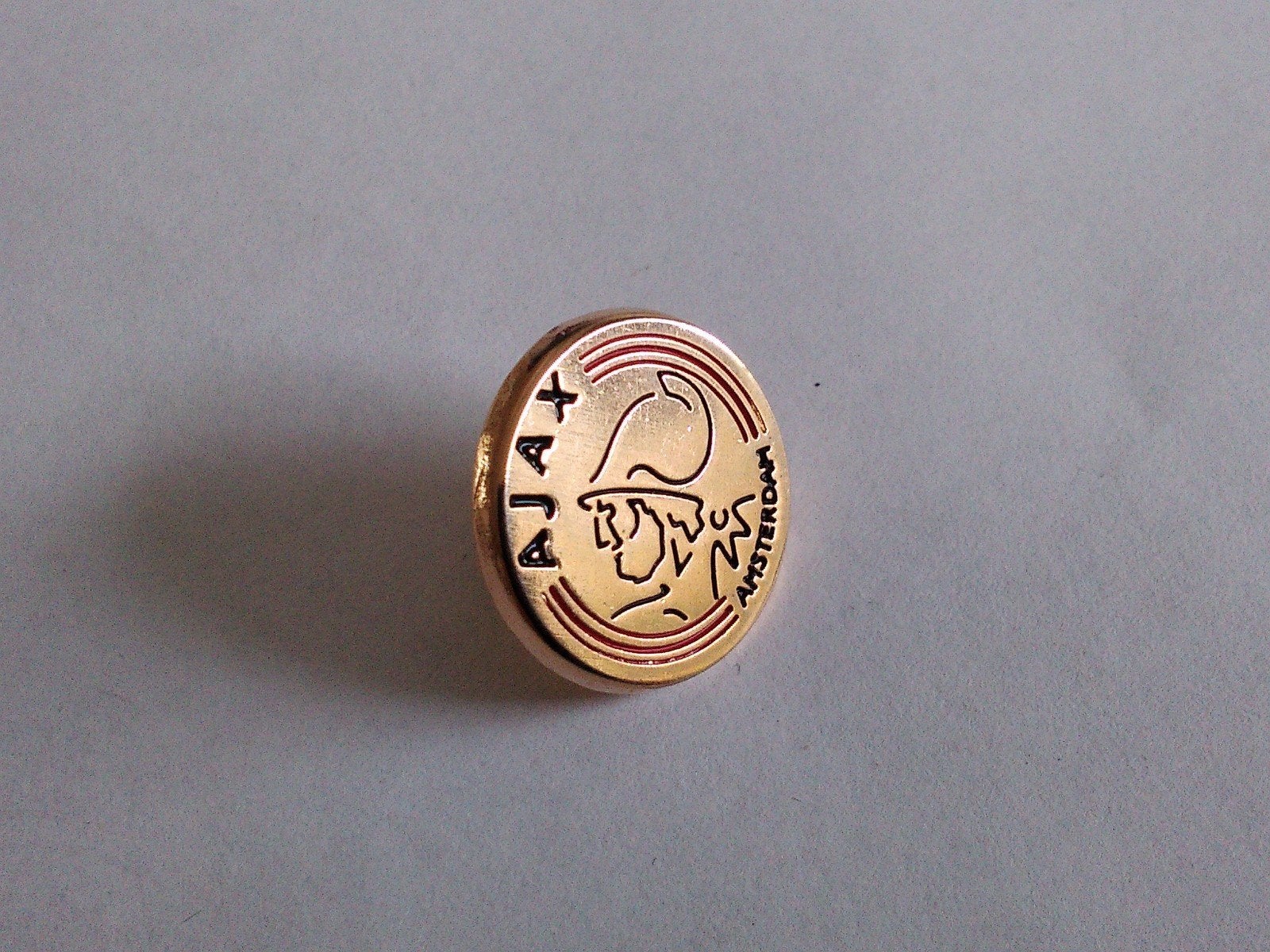 Ajax knoopspeldje logo zilverkleurig, Verzenden, Ajax