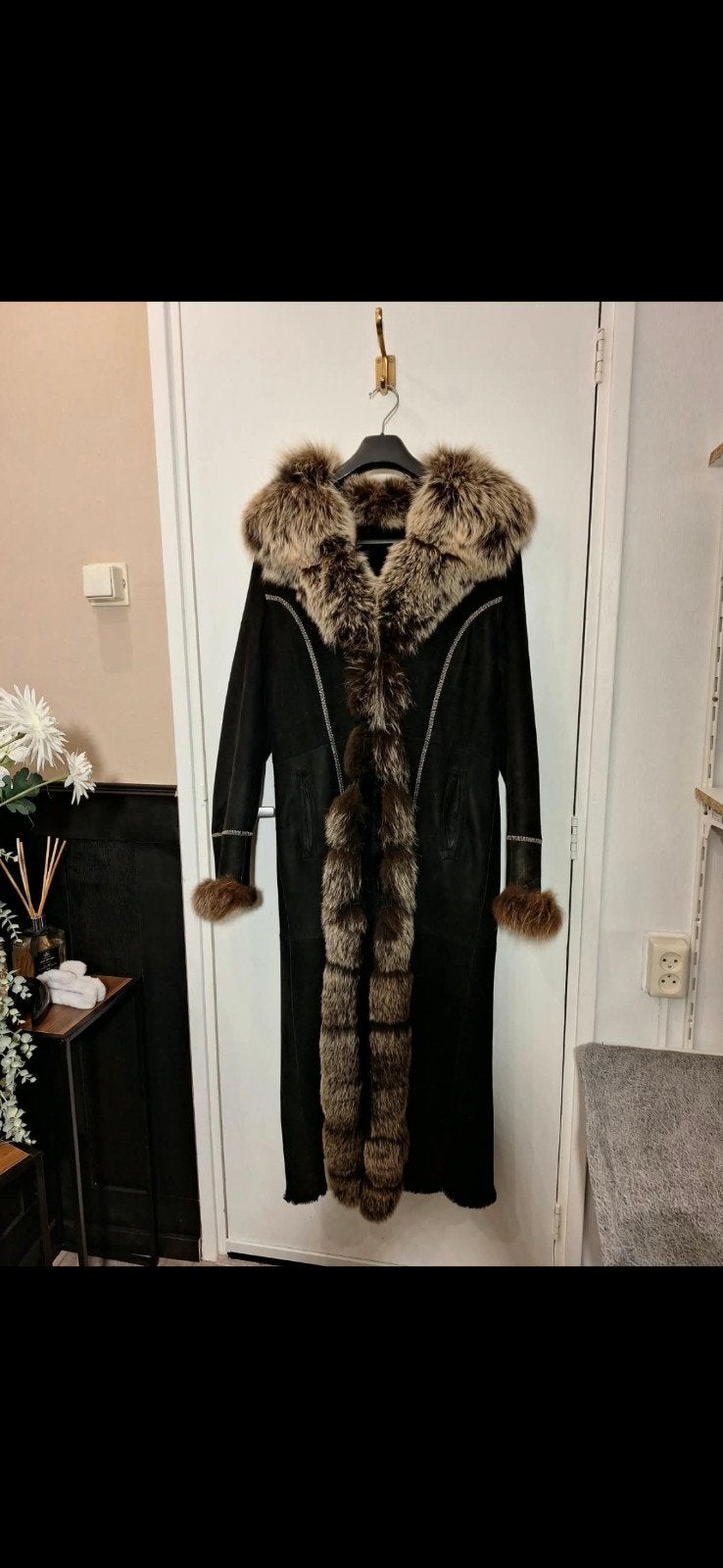 prachtige lange bontjas, Kleding | Dames, Maat 38/40 (M), Zwart, Ophalen of Verzenden, Zo goed als nieuw