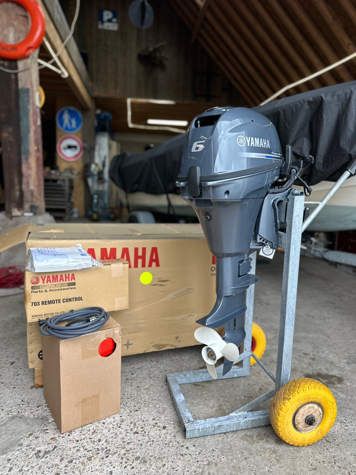 UNIEK! Kans! Yamaha 6pk, kort , Remote 703! 3 uur gedraait!, Watersport en Boten, Ophalen, 5 tot 10 pk, Zo goed als nieuw, Benzine