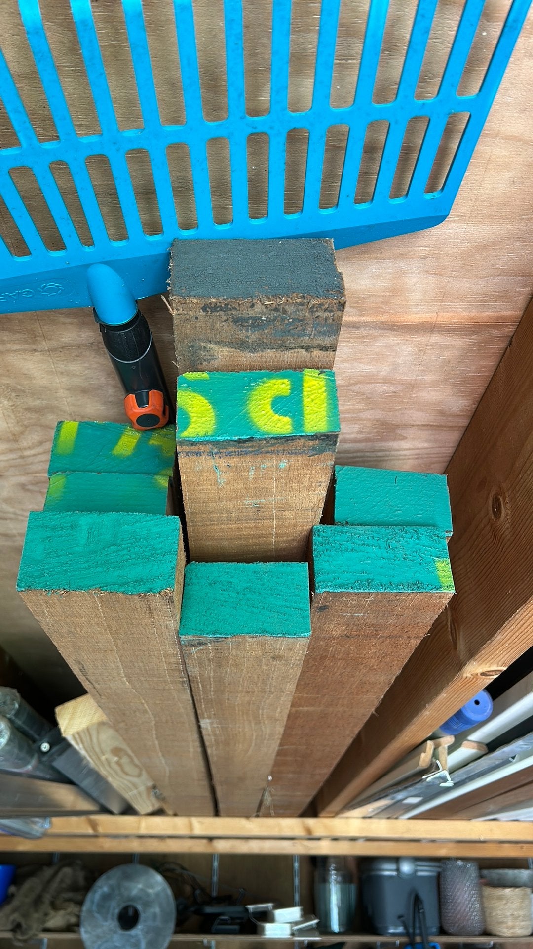 Meranti  hout 8 stuks balken, Doe-het-zelf en Verbouw, Hout en Planken, Ophalen, Nieuw, Balk, Overige houtsoorten