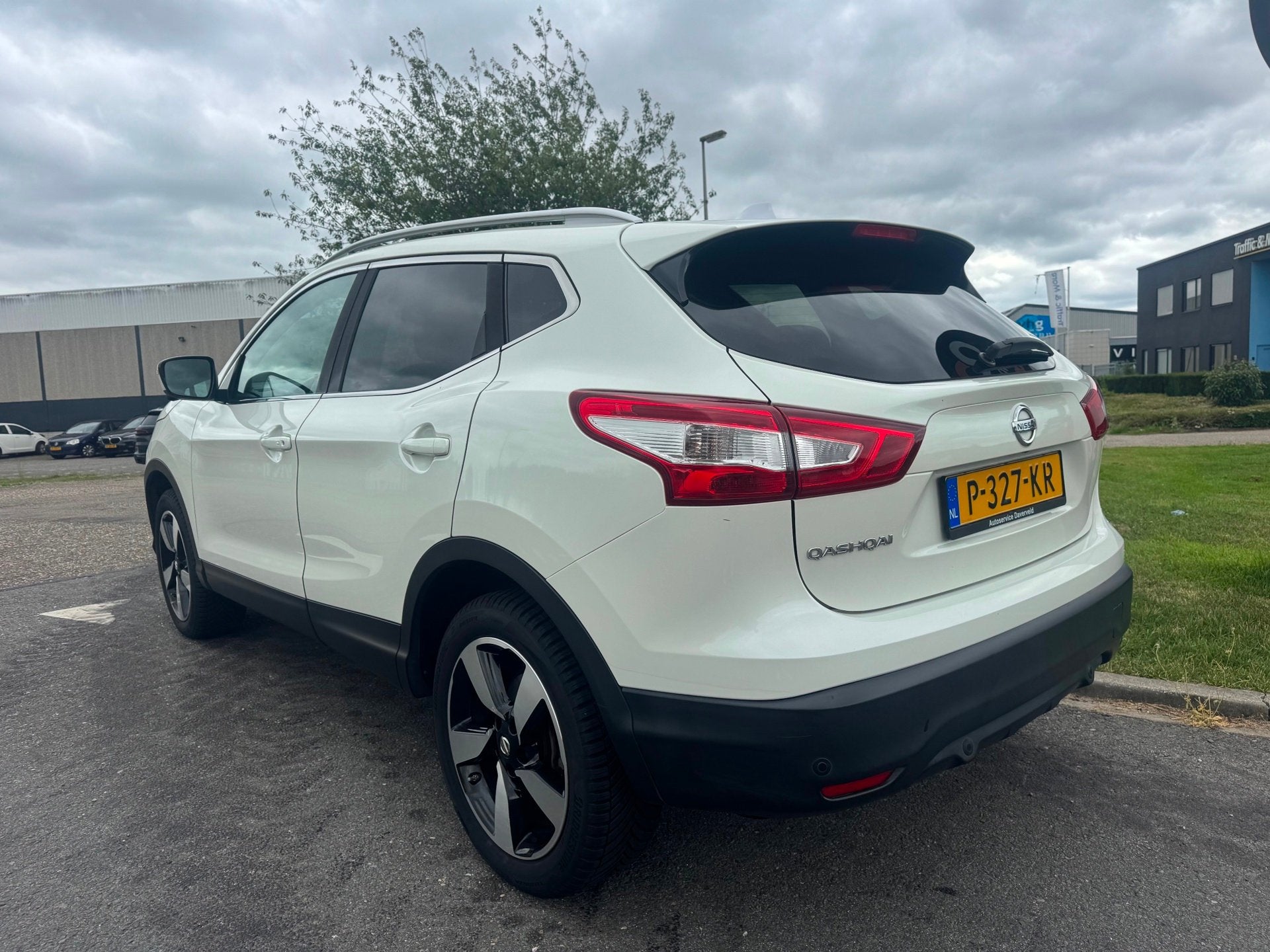Nissan Qashqai | 2015 | 1.2 Connect Edition | Export en Hand, Voorwielaandrijving, Euro 5, Gebruikt, 4 cilinders