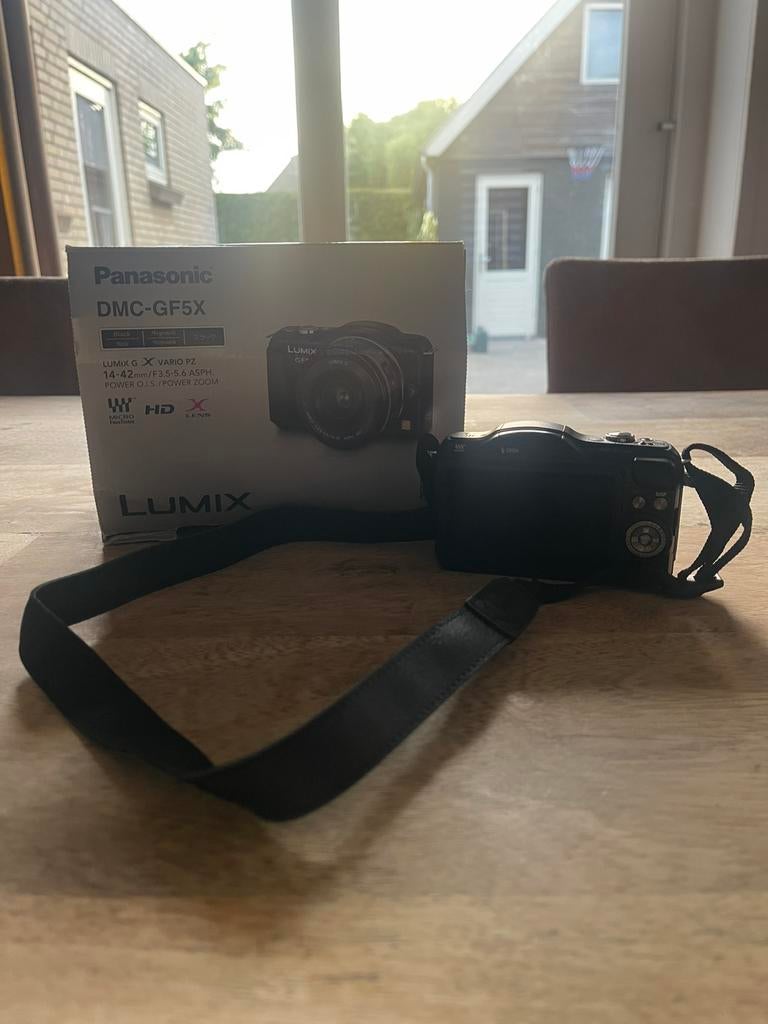Zo goed als nieuwe Panasonic Lumix GF5 body + Originele doos, Ophalen of Verzenden, Zo goed als nieuw, Overige Merken, 8 keer of meer