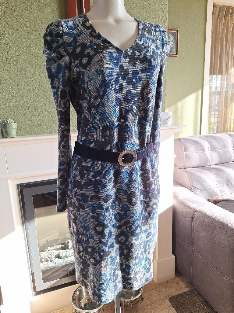 Caroline Biss jurk mt 40 blauw/grijs print met riem, Kleding | Dames, Maat 38/40 (M), Blauw, Ophalen of Verzenden, Zo goed als nieuw