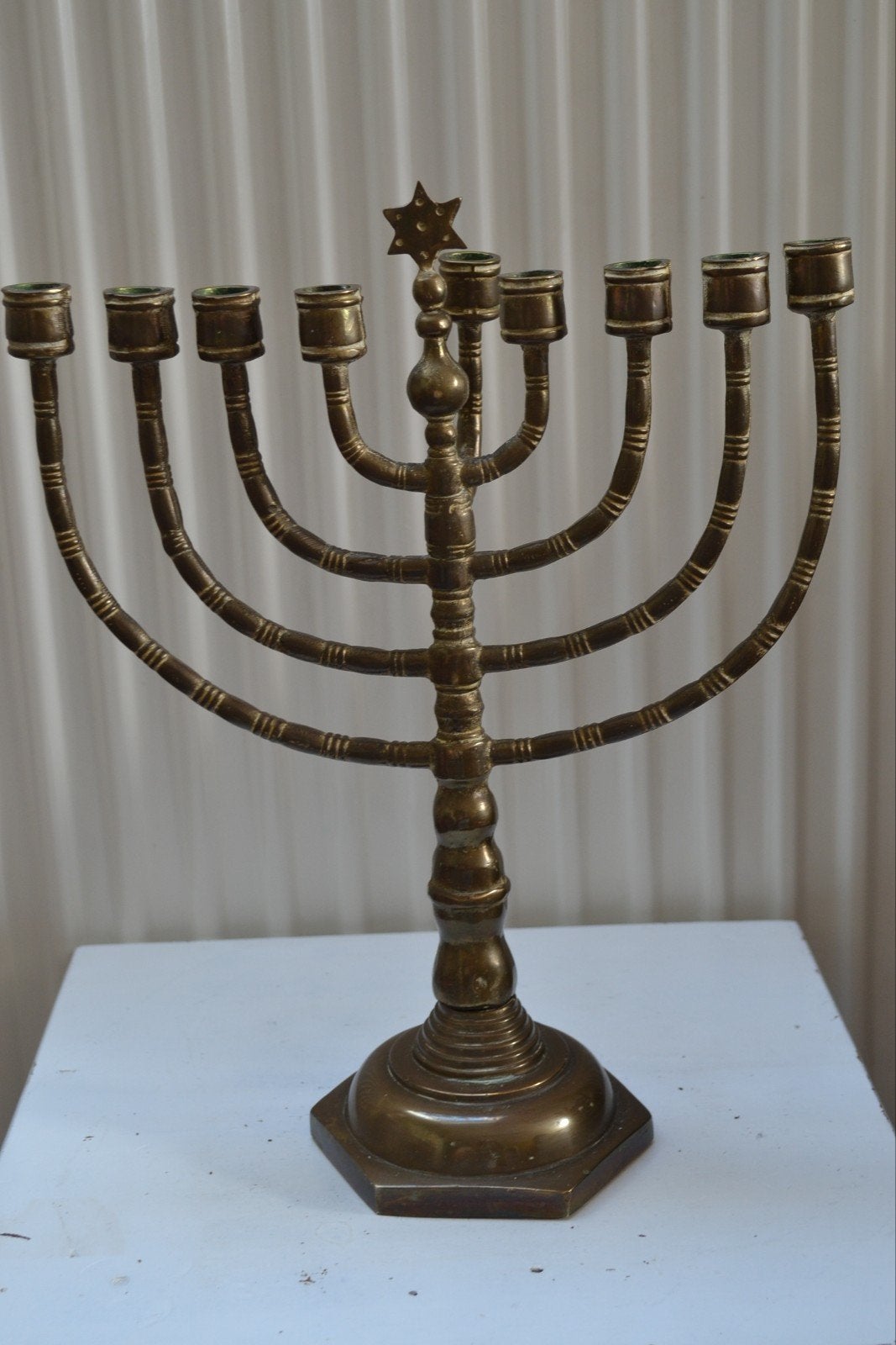 Messing Menora, negen armen en ster 33 x 28 cm Chanoeka, Ophalen of Verzenden, Koper of Brons
