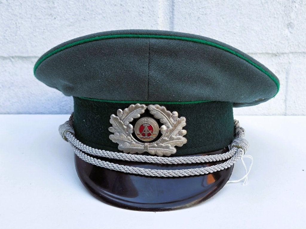DDR Volkspolizei kepie., Verzenden, Landmacht, Duitsland, Embleem of Badge