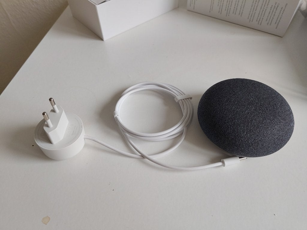 Google Nest Mini 2e generatie, Ophalen of Verzenden, Gebruikt