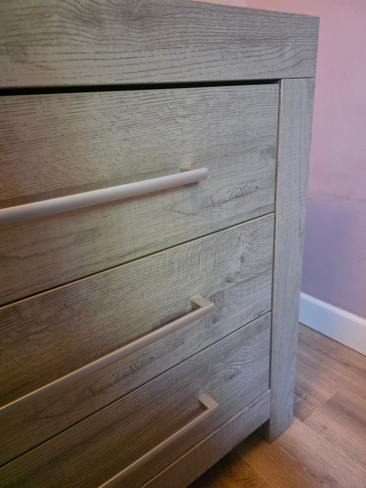 Foto 6 van Commode met 3 lades en bijpassende wandplank